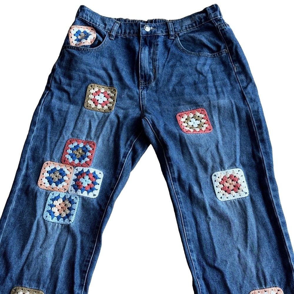 Oli & Hali Boho Crochet Multicolor Granny Square Patch Jeans Raw Hem Size Medium - Picture 3 of 11